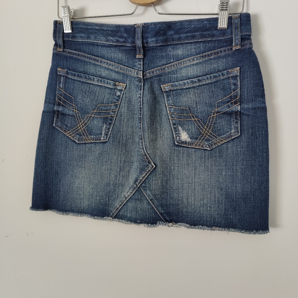 GAP Women's Jean Skirt - Picture 4 of 5